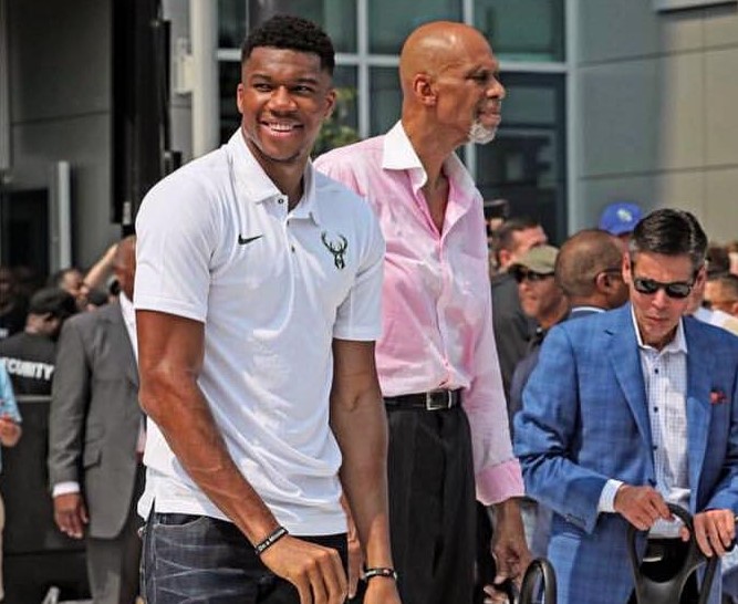 首发与替补 首发与替补